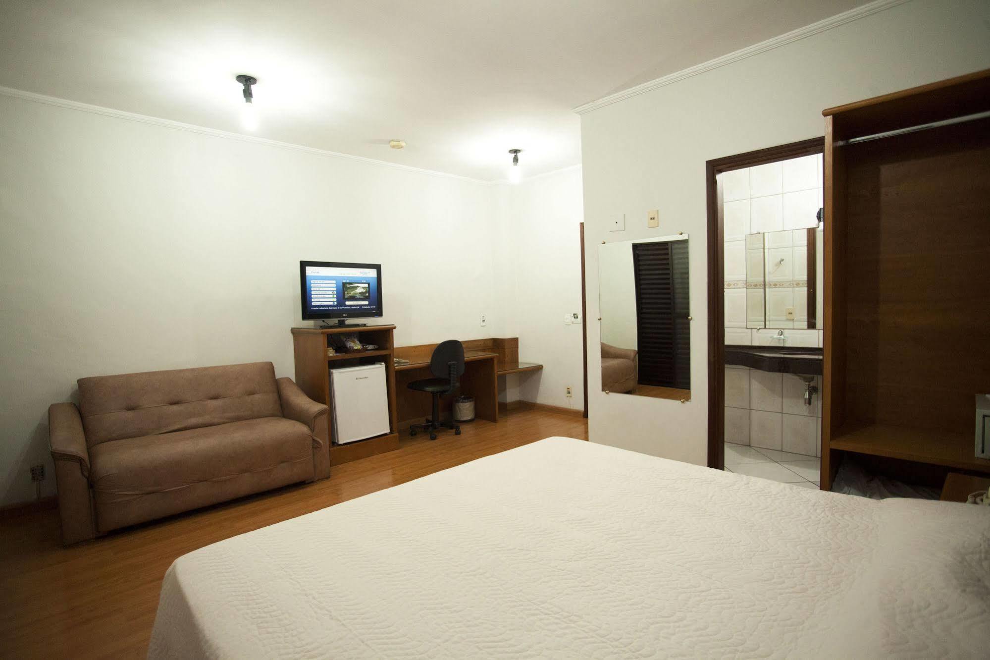 Indaiá Hotel Residence São Carlos Exteriér fotografie
